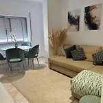 Luxury * Amora